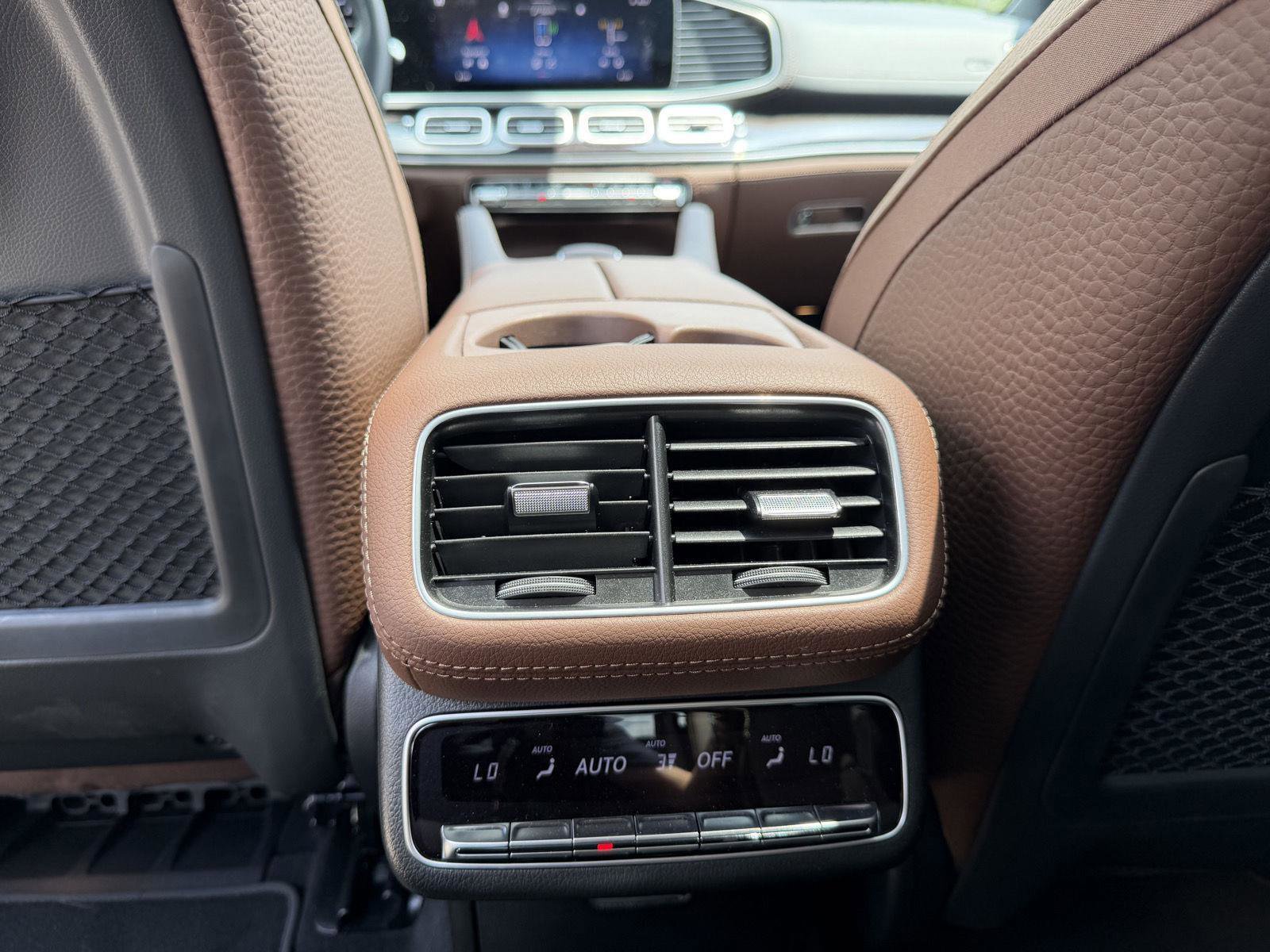 Certified 2025 Mercedes-Benz GLS 450 4MATIC image 17