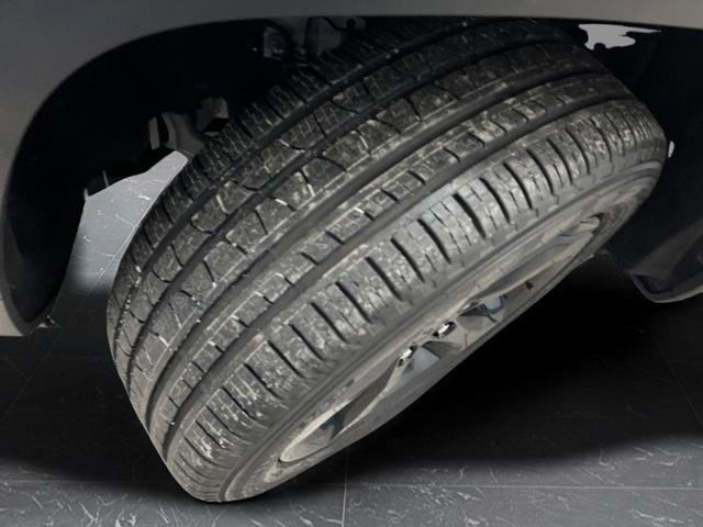 Used 2025 Jeep Grand Cherokee Limited w/ Black Appearance Package image 36