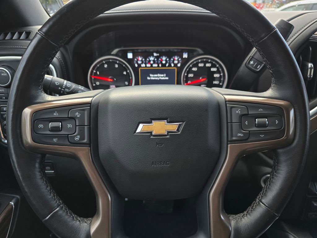 Used 2023 Chevrolet Silverado 3500 High Country image 56