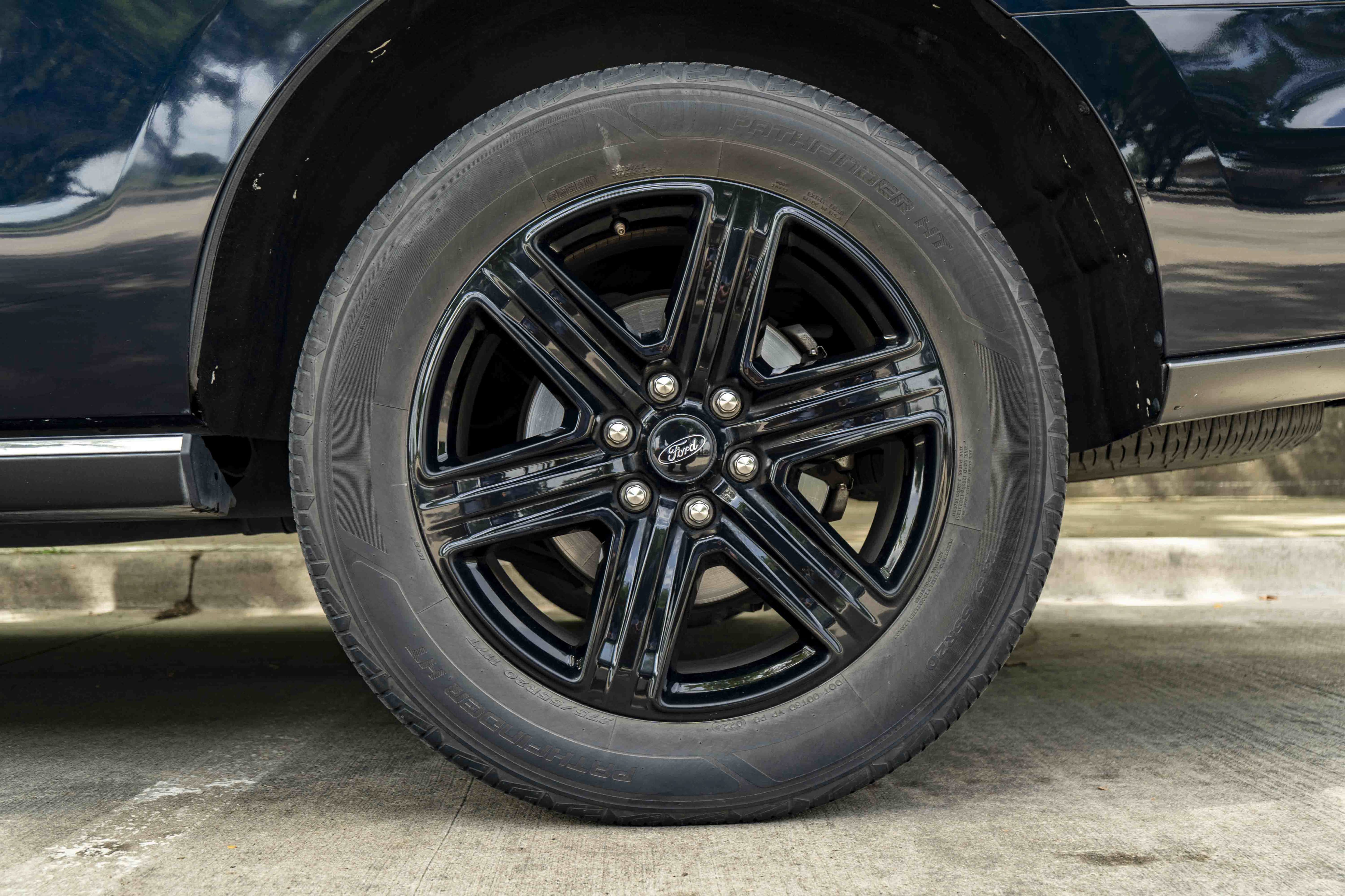 Used 2021 Ford Expedition Limited RWD image 14
