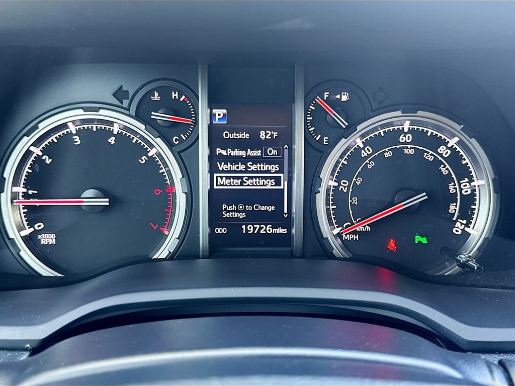 Used 2023 Toyota 4Runner Limited RWD image 13