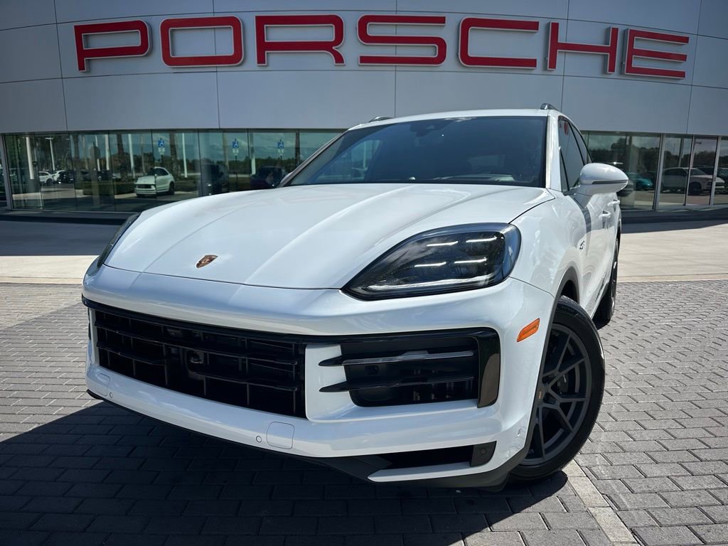 Certified 2026 Porsche Cayenne E-Hybrid image 1