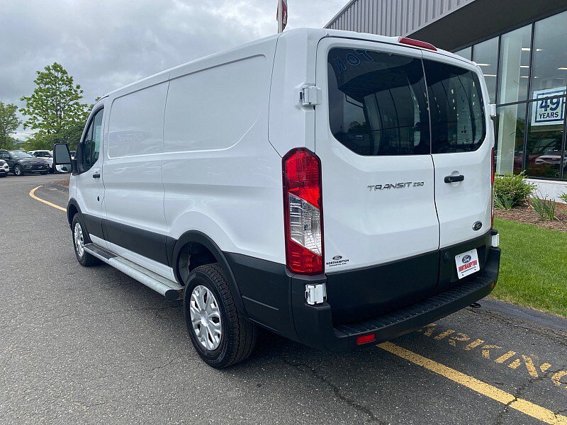 Used 2025 Ford Transit 250 Low Roof w/ Exterior Upgrade Package RWD image 8