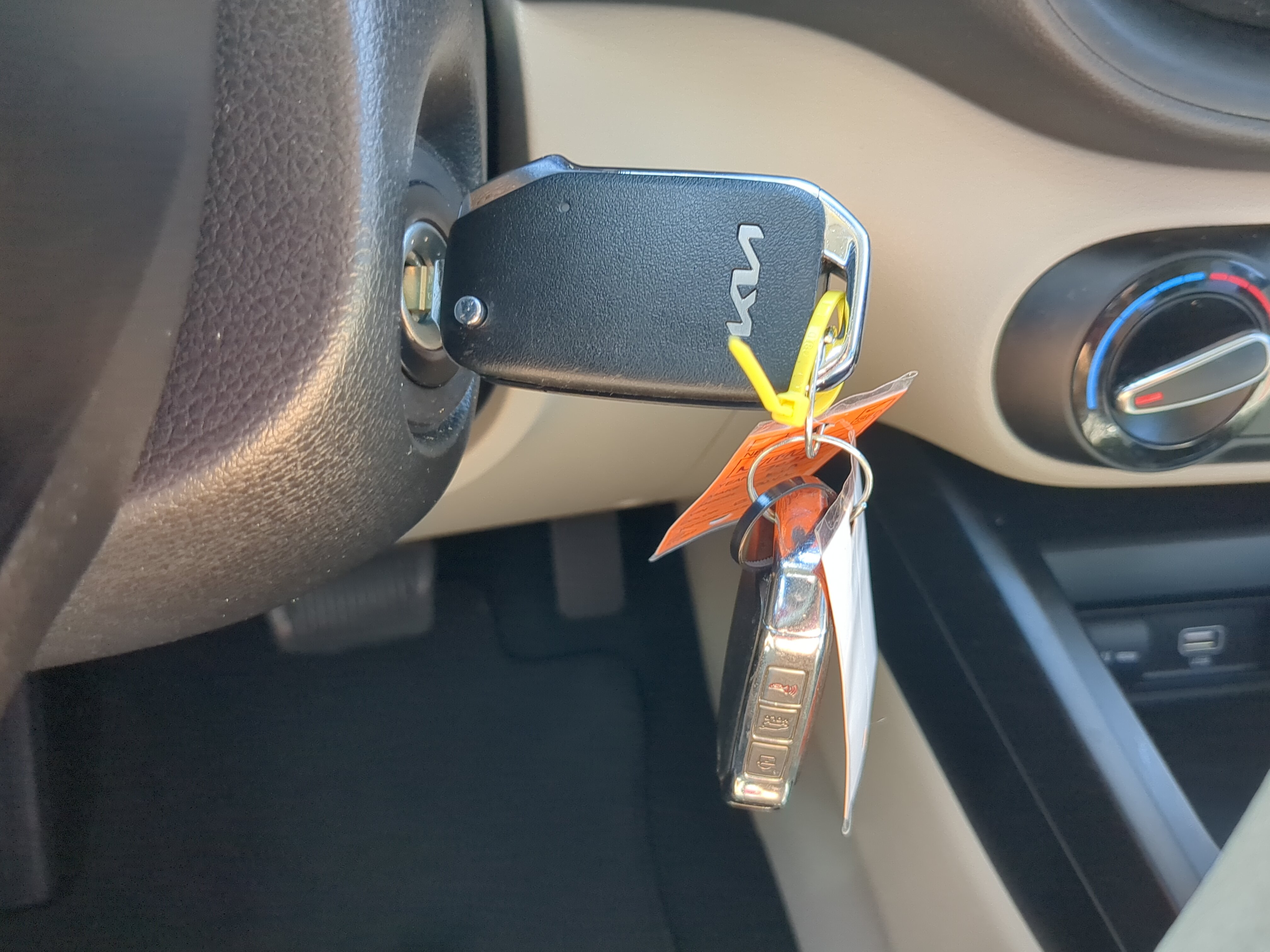 Used 2022 Kia Soul LX FWD image 24