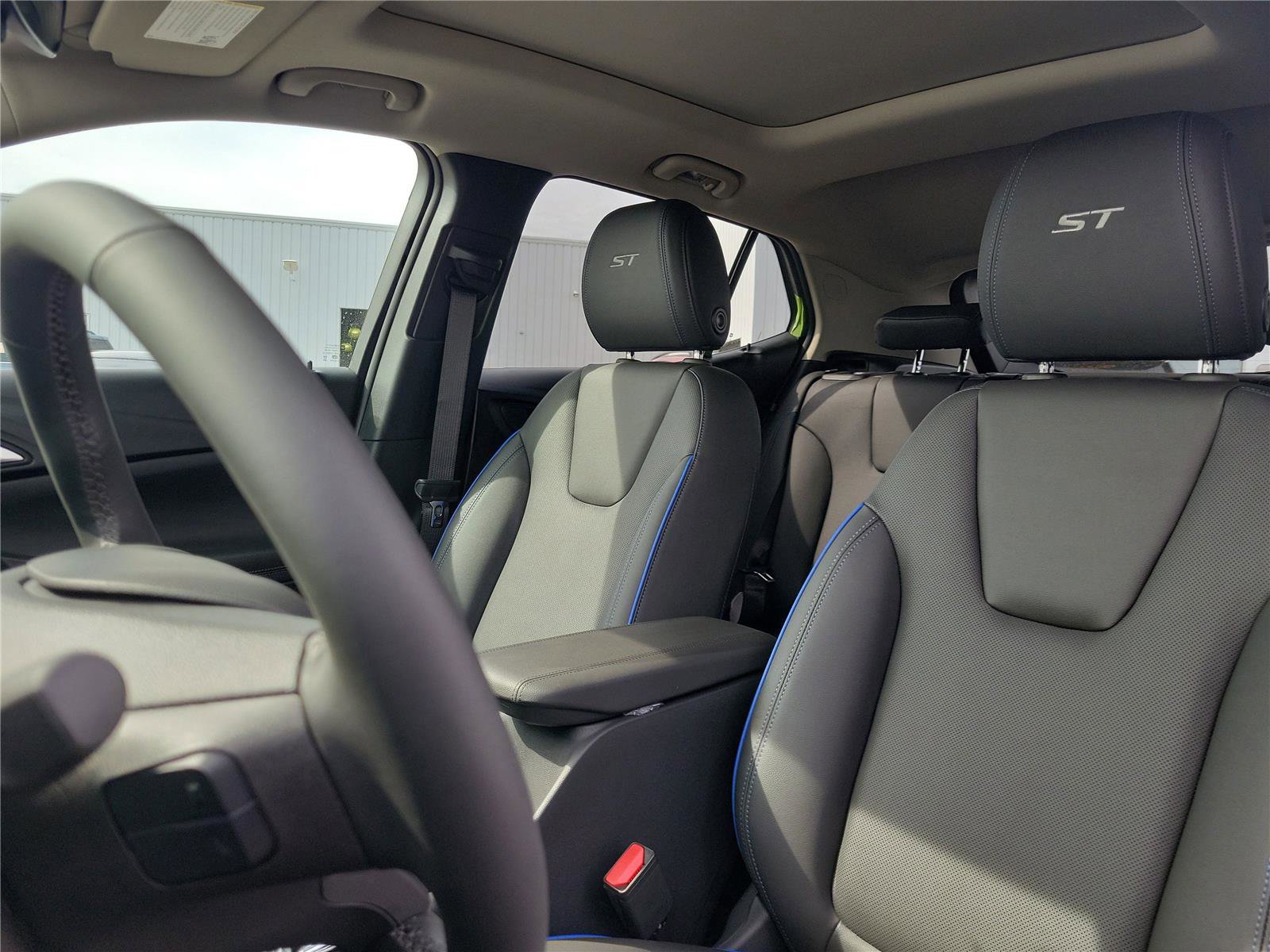 New 2026 Buick Encore GX Sport Touring w/ Comfort Package AWD/4WD image 17
