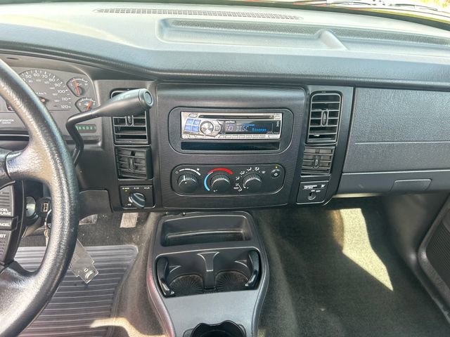 Used 2002 Dodge Dakota Sport image 17