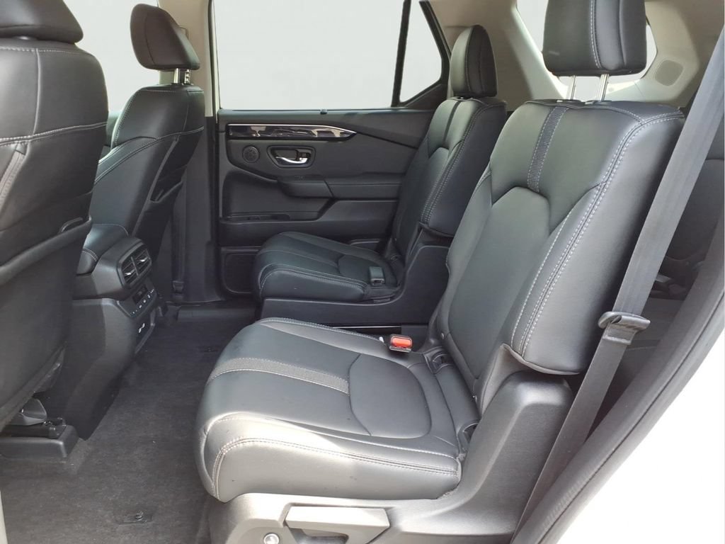 Used 2023 Honda Pilot Touring image 22