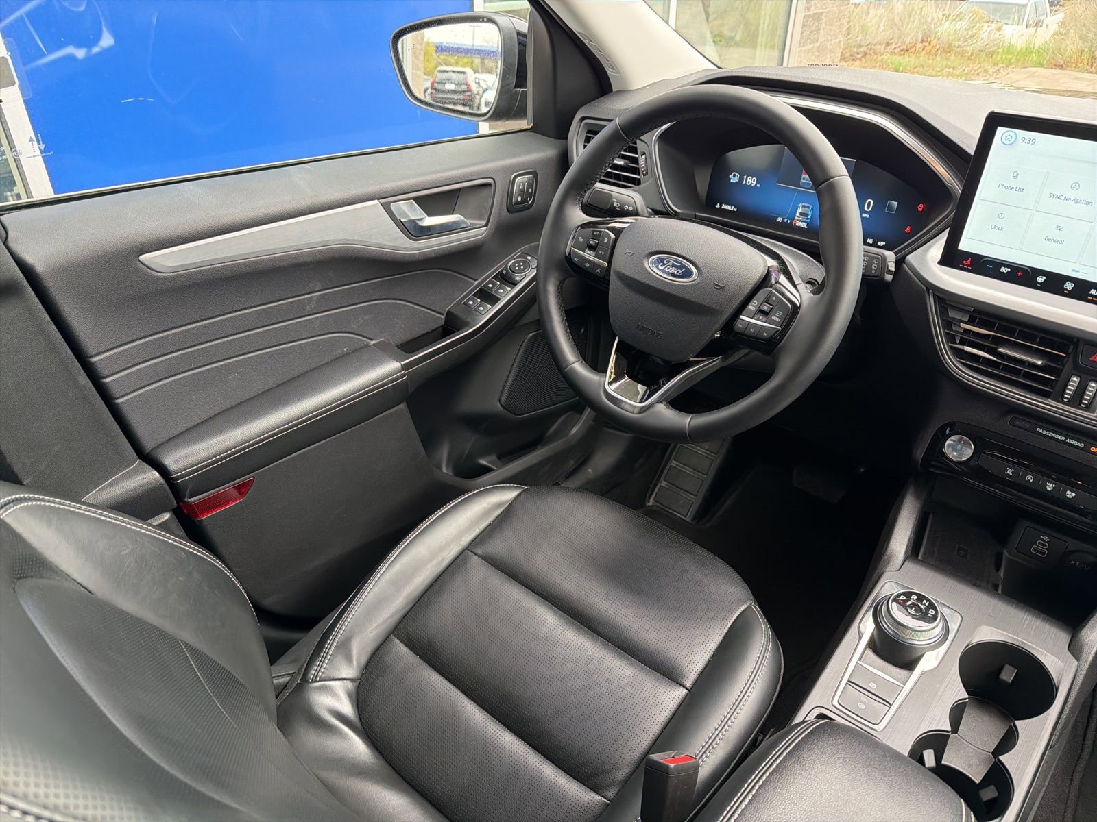 Used 2025 Ford Escape Platinum AWD/4WD image 12