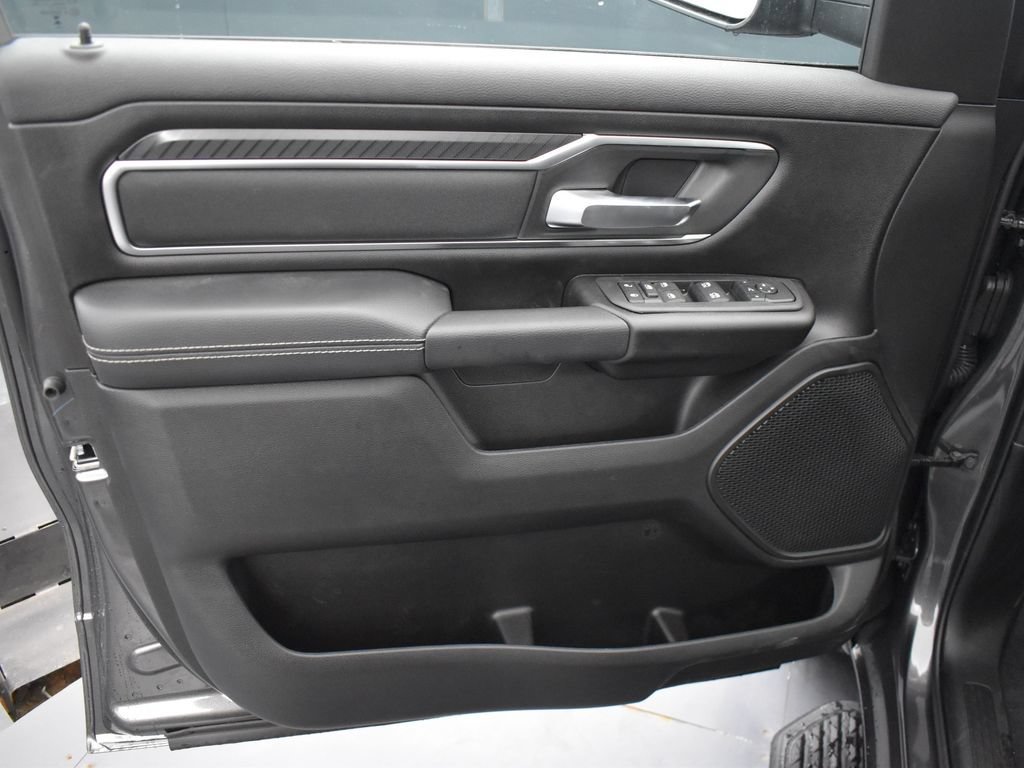 New 2026 RAM 1500 Big Horn AWD/4WD image 9