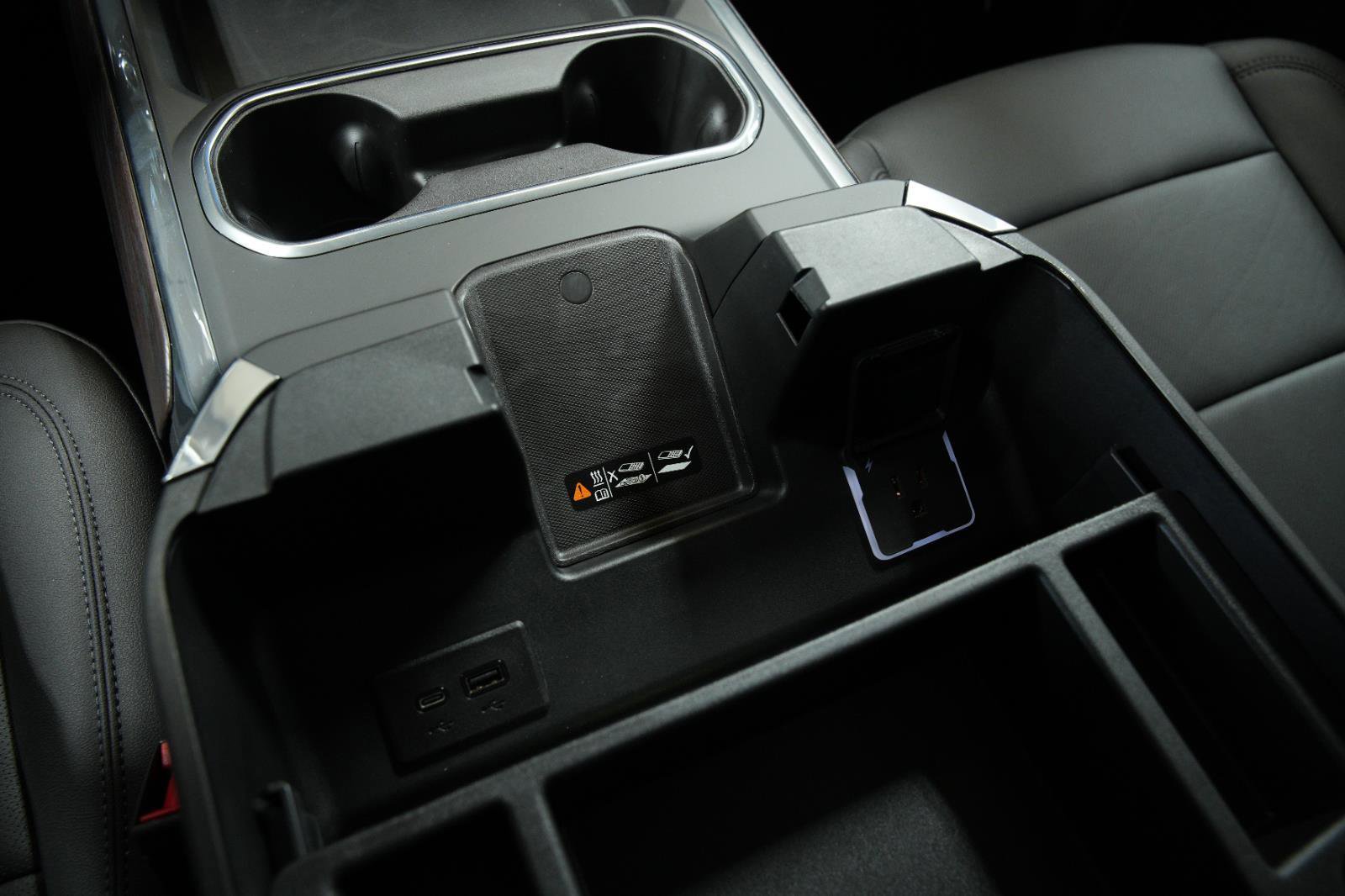 New 2025 GMC Sierra 2500 SLT w/ SLT Premium Package image 39