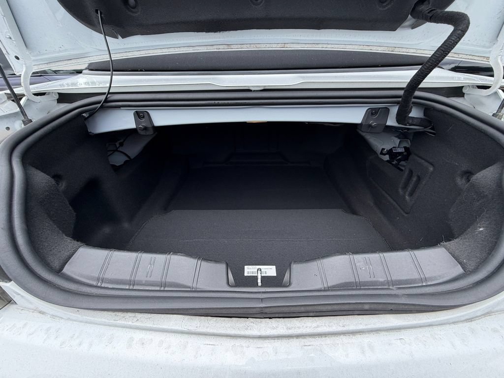Used 2020 Chevrolet Camaro SS RWD image 32