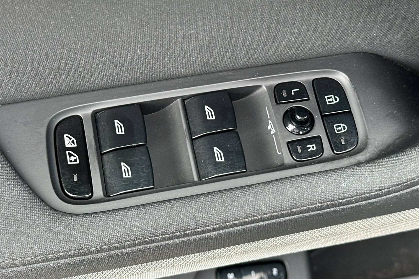 Used 2023 Polestar Polestar 2 w/ Pilot Pack AWD/4WD image 15
