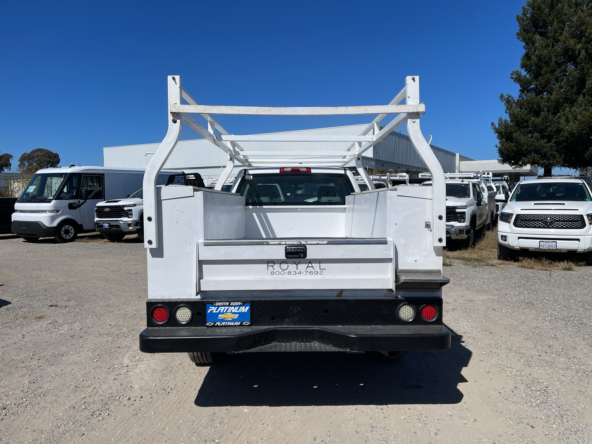 Used 2018 Chevrolet Silverado 2500 W/T RWD image 4