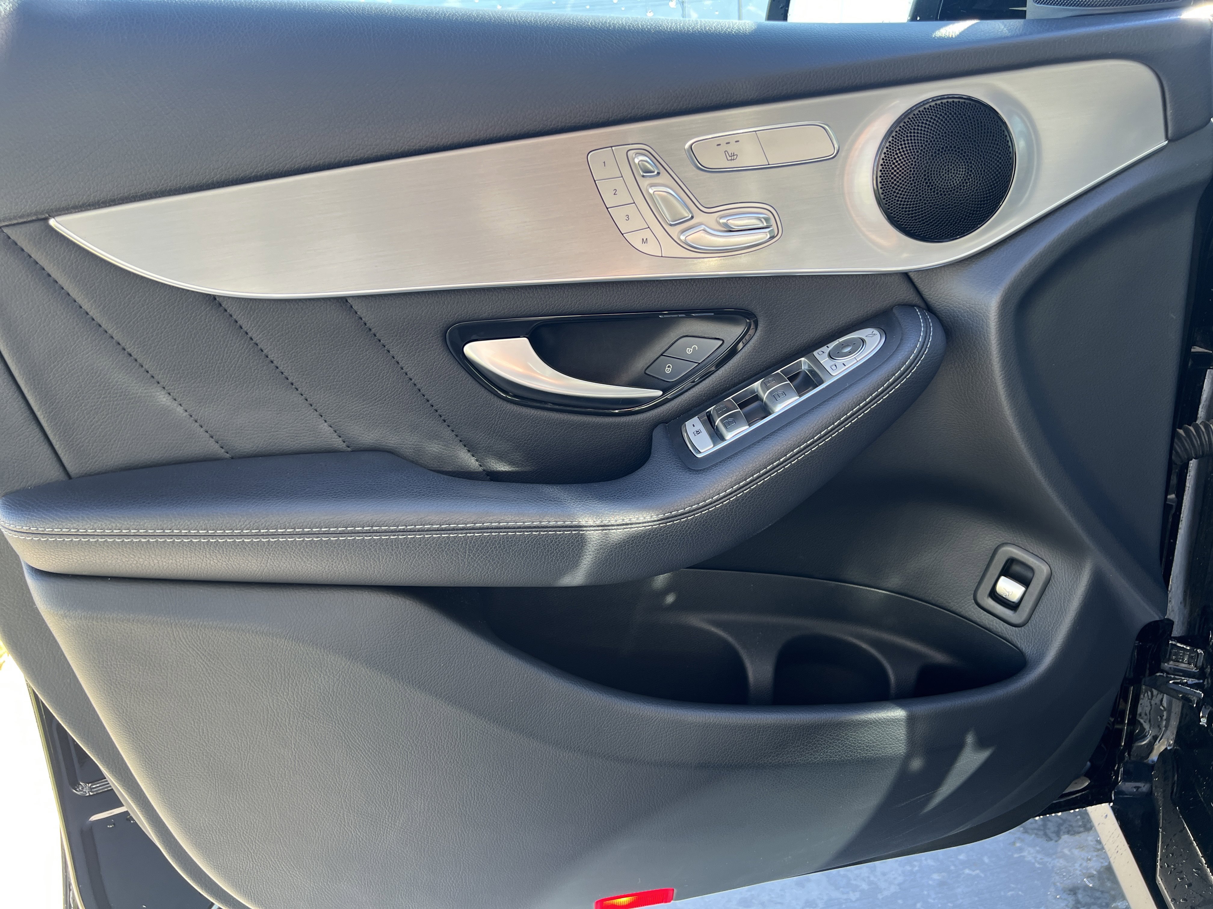 Used 2019 Mercedes-Benz GLC 300 4MATIC Coupe image 14