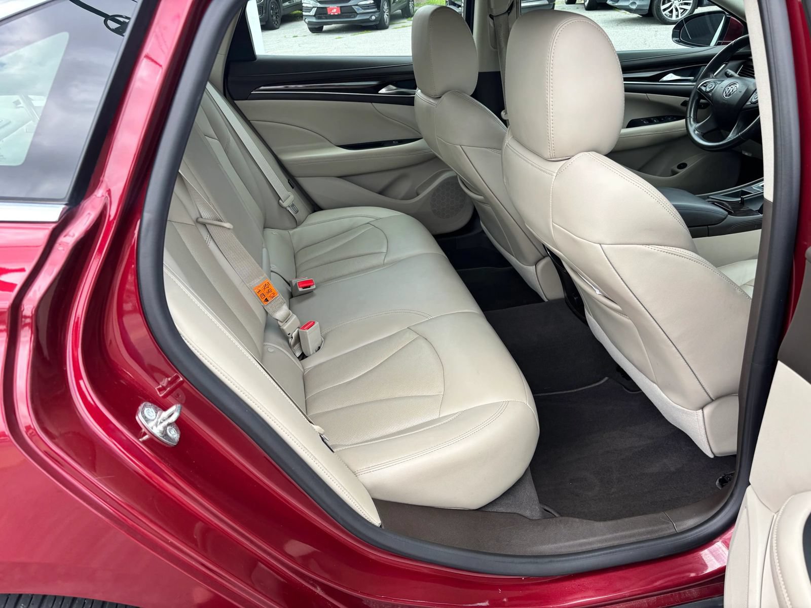Used 2017 Buick LaCrosse Essence FWD image 14