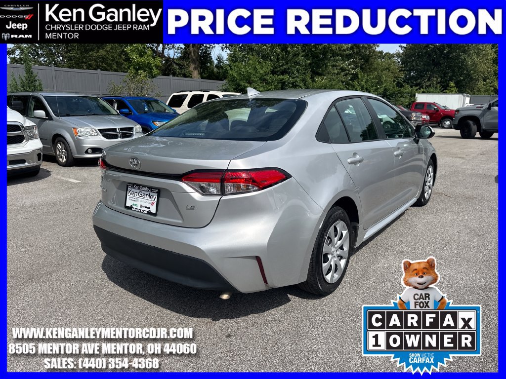Used 2025 Toyota Corolla LE FWD image 9