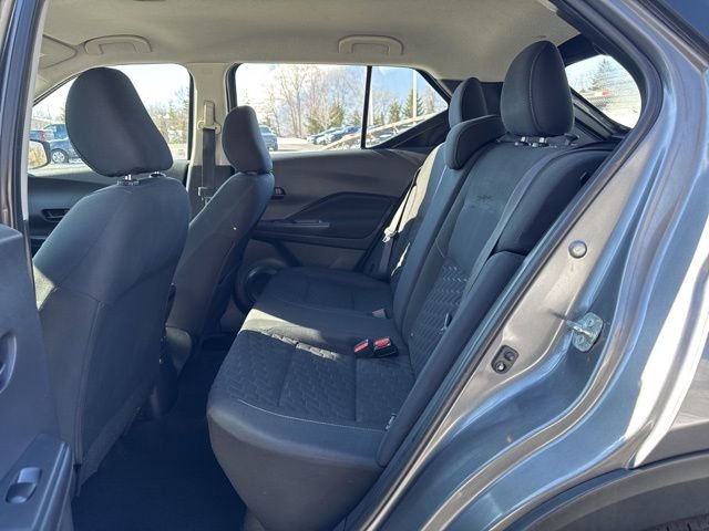 Used 2021 Nissan Kicks S image 22