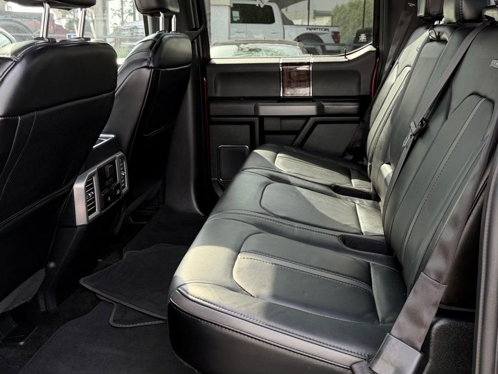 Certified 2017 Ford F150 Platinum w/ Equipment Group 701A Luxury image 29