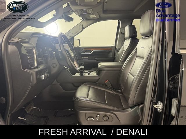 Used 2023 GMC Sierra 1500 Denali w/ Technology Package AWD/4WD image 13