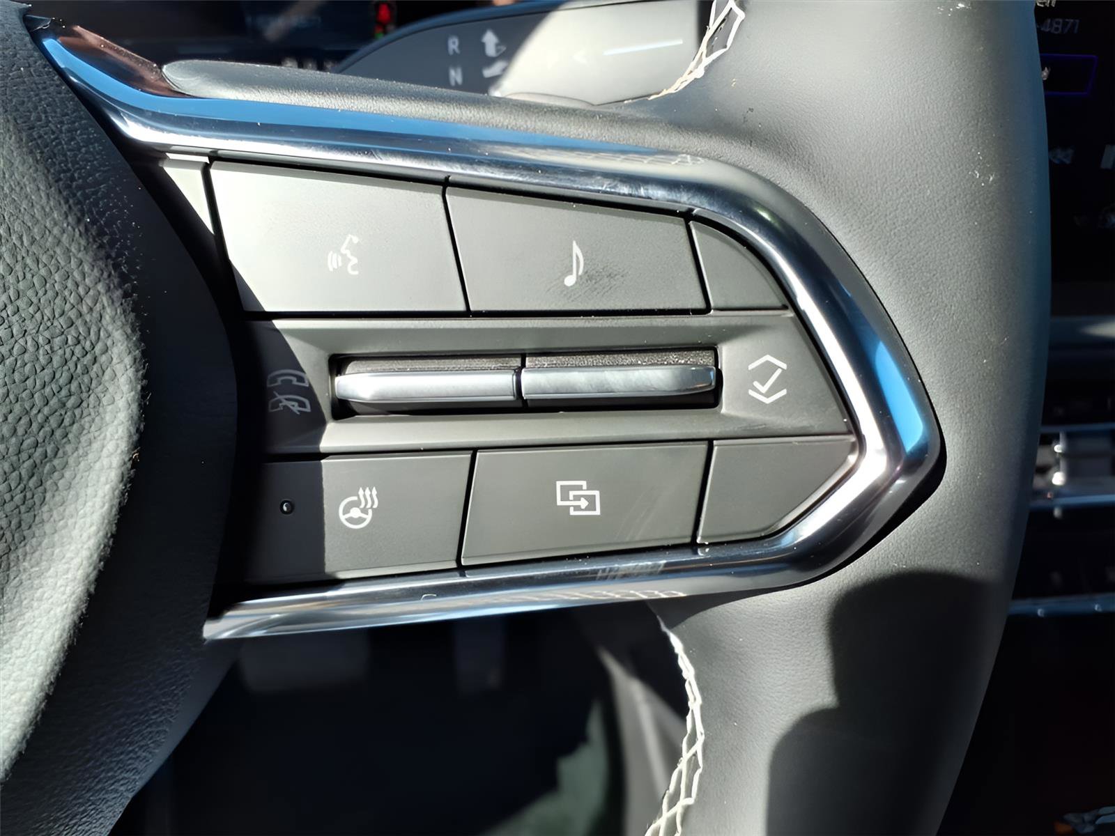 New 2026 Chevrolet Traverse LT w/ Driver Confidence Package image 21