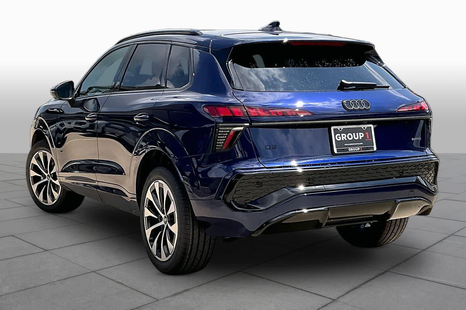 New 2026 Audi Q3 quattro 2.0T AWD/4WD image 12