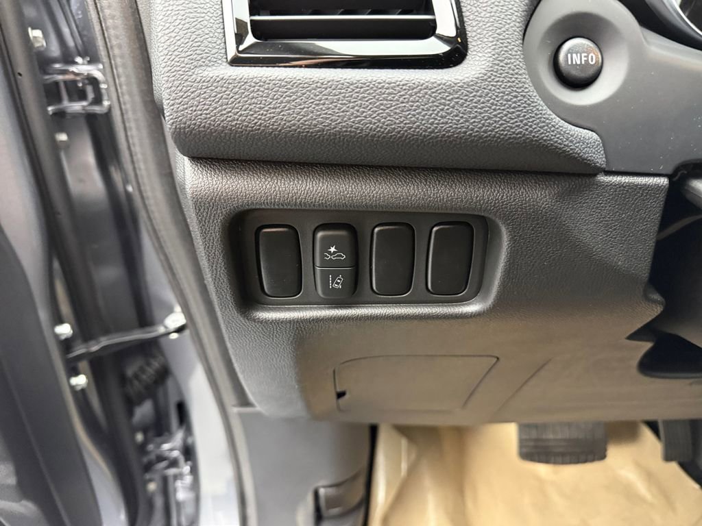 New 2026 Mitsubishi Outlander Sport LE AWD/4WD image 27