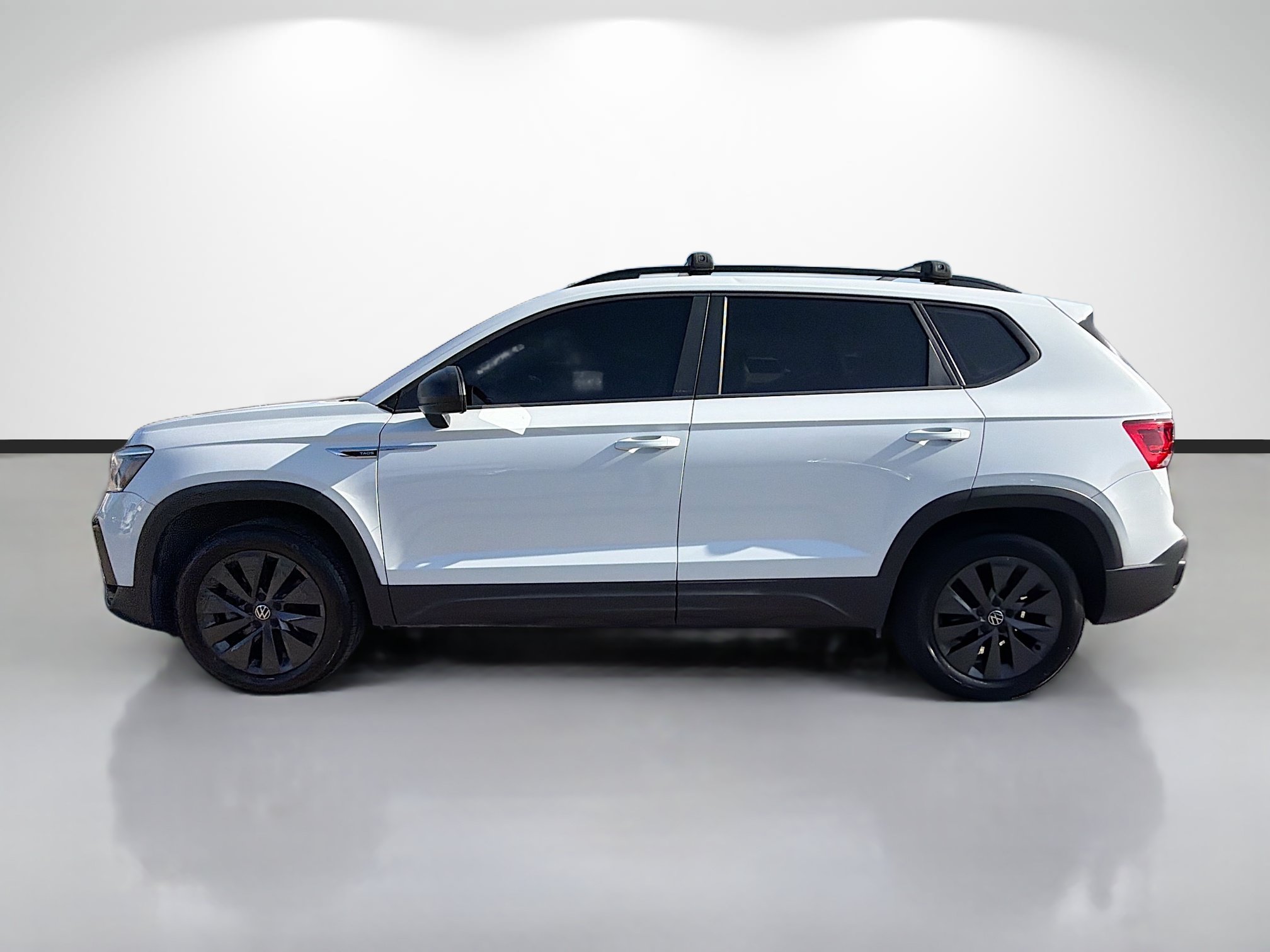 Used 2022 Volkswagen Taos S FWD image 6