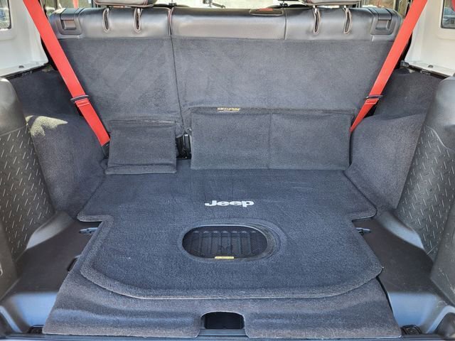 Used 2017 Jeep Wrangler Unlimited Rubicon image 13
