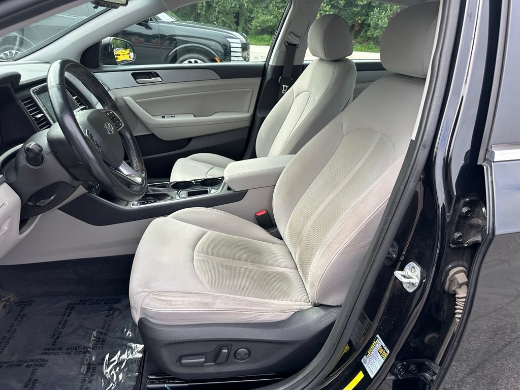 Used 2019 Hyundai Sonata SEL FWD image 13