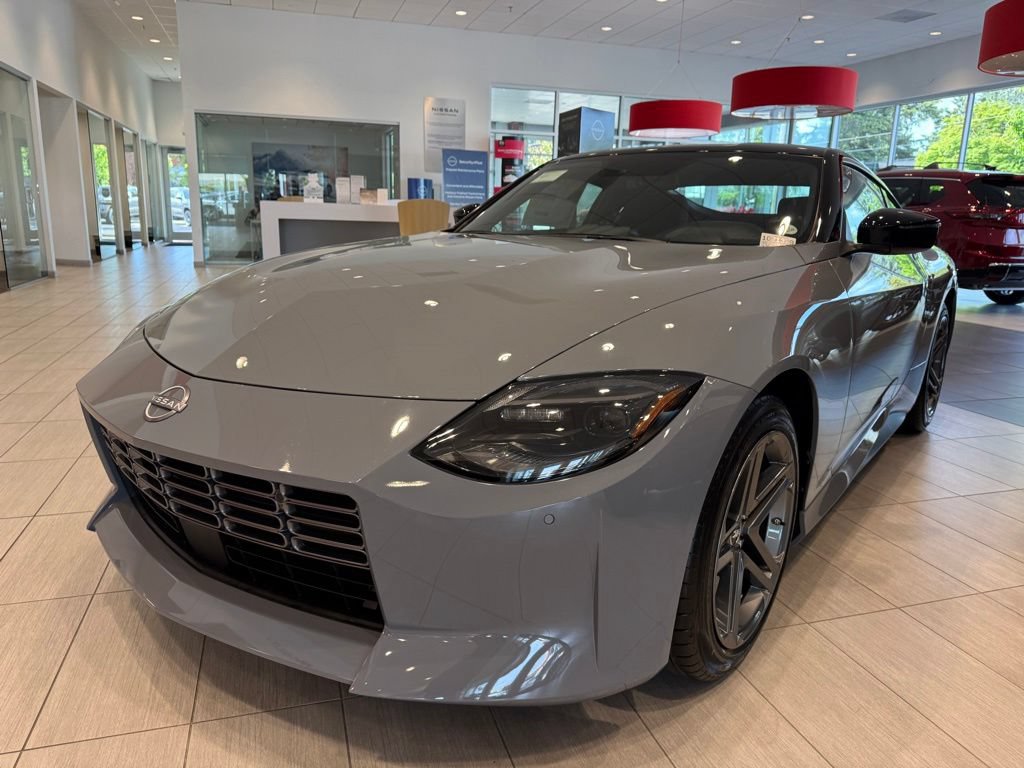 New 2026 Nissan Z Sport w/ Floor Mat Package RWD image 3