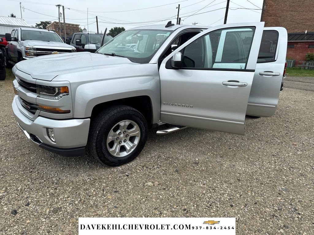 Used 2018 Chevrolet Silverado 1500 LT w/ All Star Edition AWD/4WD image 26