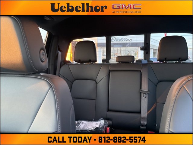 New 2026 GMC Canyon Elevation w/ Convenience Package image 19