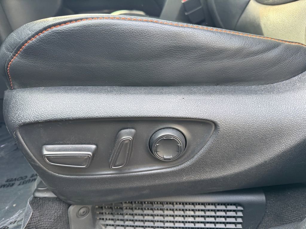 Used 2022 Toyota Sienna XSE image 17