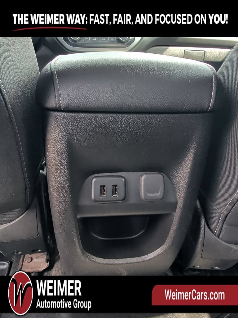 Used 2017 Chevrolet Colorado LT AWD/4WD image 14