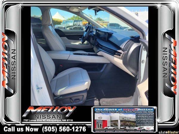 Used 2025 Nissan Murano SV image 14