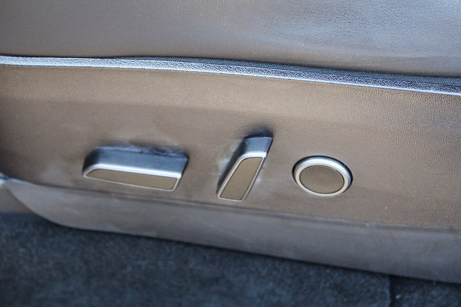 Used 2023 Tesla Model Y Performance image 20