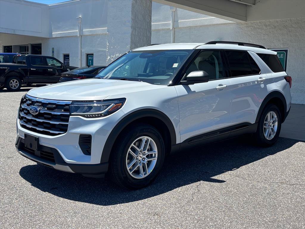 New 2026 Ford Explorer Active RWD image 23