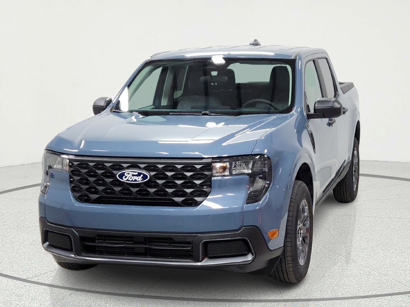 New 2026 Ford Maverick XLT image 3