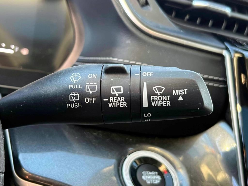 Certified 2023 Jeep Grand Cherokee Laredo w/ Luxury Tech Group I image 24