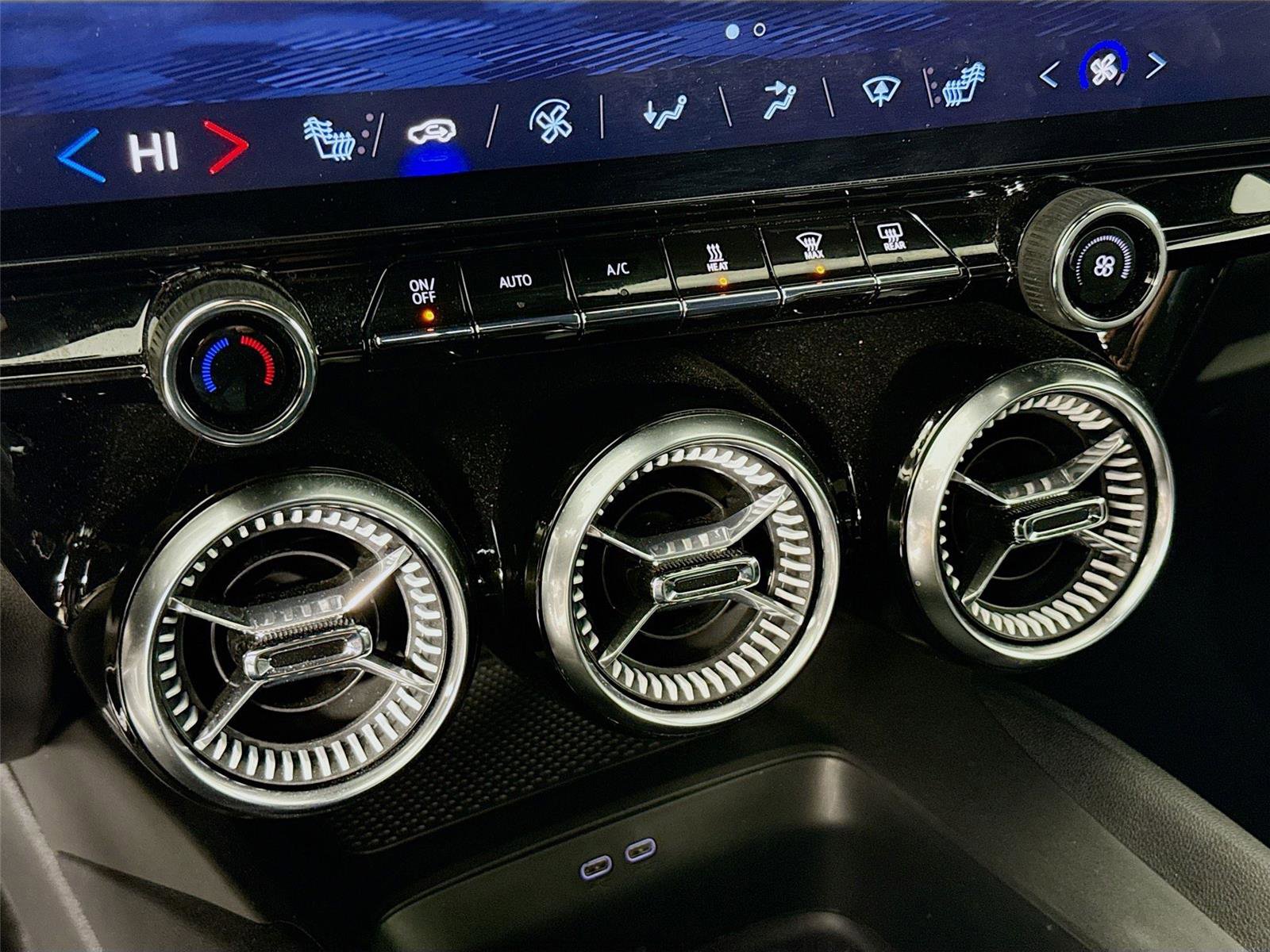 Used 2024 Chevrolet Blazer EV LT image 16