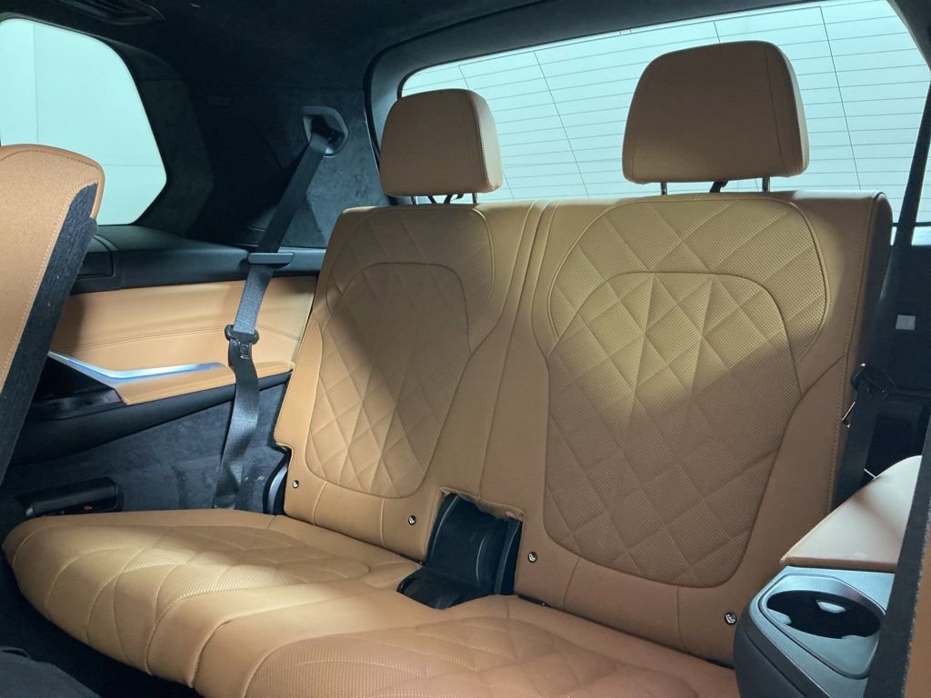Certified 2024 BMW X7 xDrive40i image 27