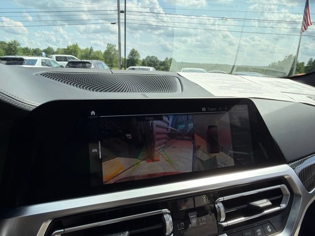 Used 2021 BMW M4 Competition w/ M Carbon Exterior Package RWD image 26