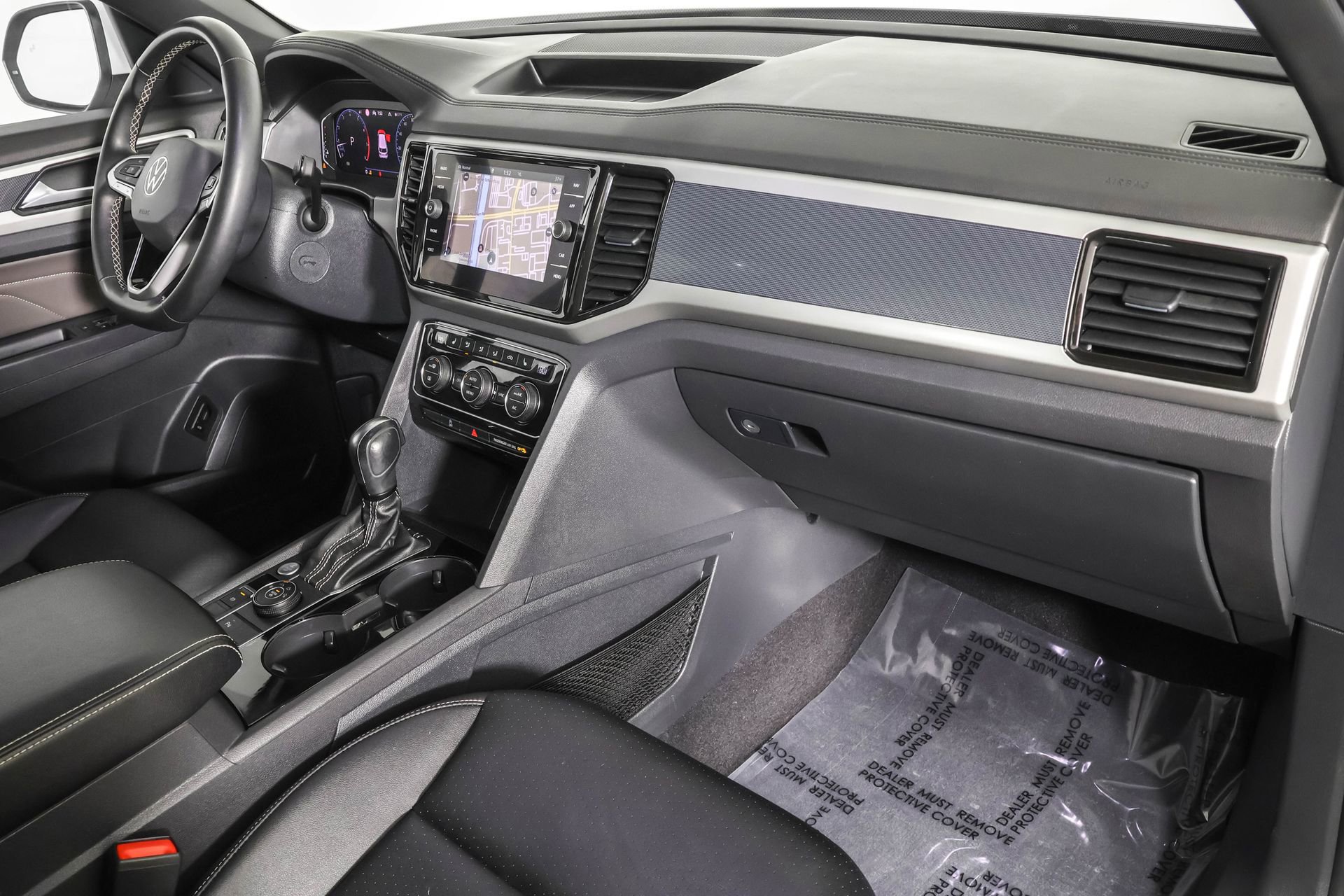 Used 2021 Volkswagen Atlas Cross Sport SEL image 43