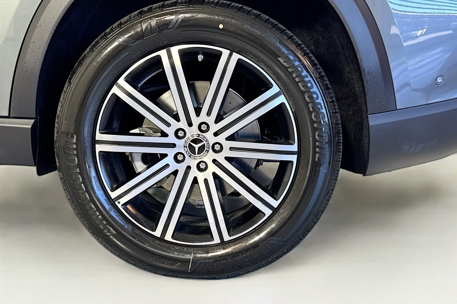 New 2026 Mercedes-Benz GLE 450e 4MATIC image 29