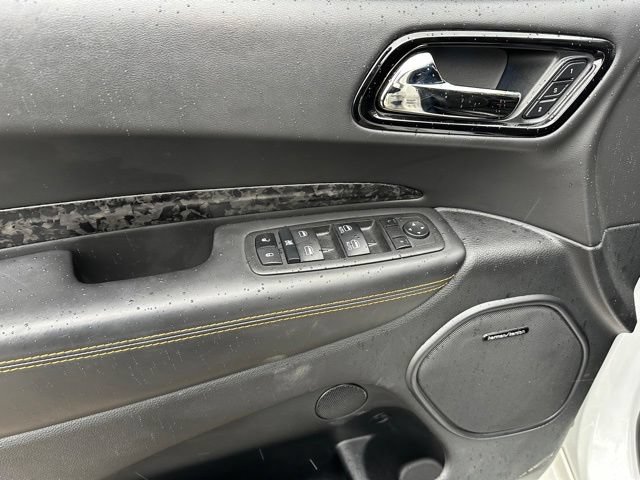 Used 2023 Dodge Durango R/T w/ Hemi Orange Plus Package AWD/4WD image 18