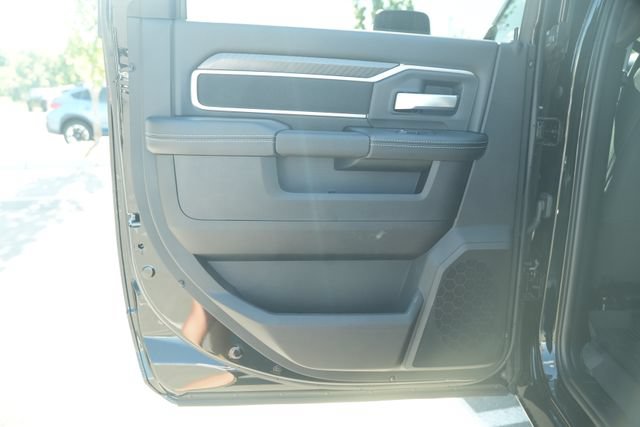 New 2026 RAM 2500 Big Horn AWD/4WD image 14