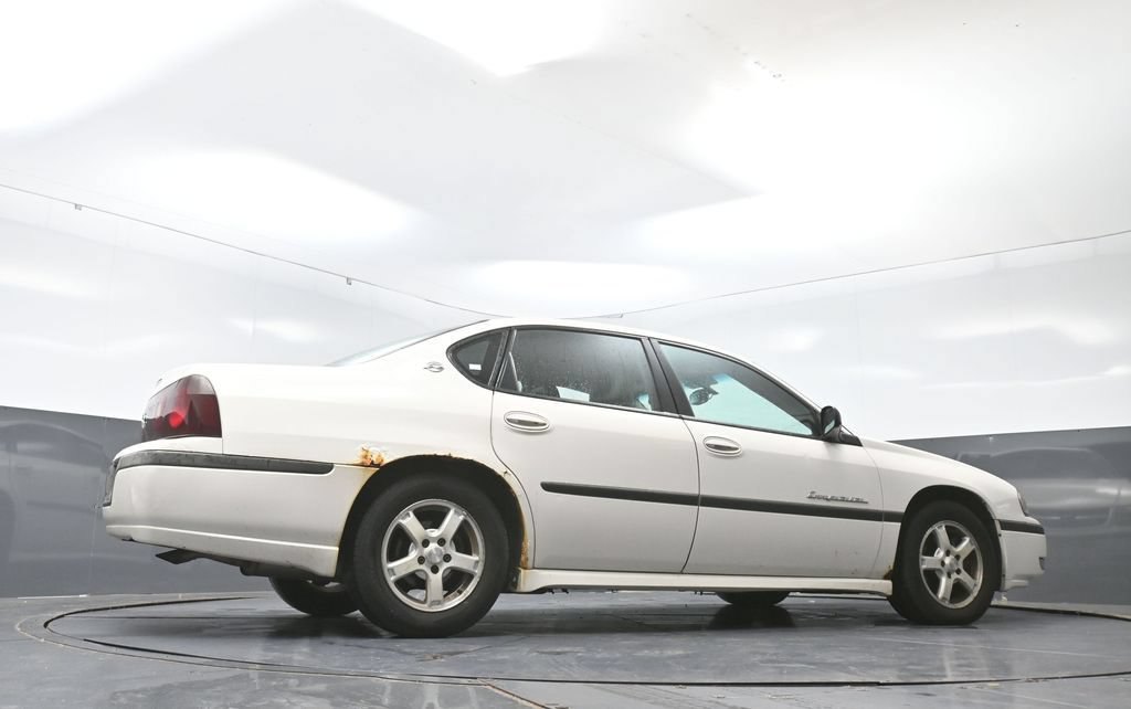 Used 2003 Chevrolet Impala LS w/ Preferred Equipment Group FWD image 21