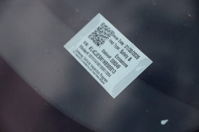 Used 2022 Buick Encore Preferred w/ Safety Package image 27