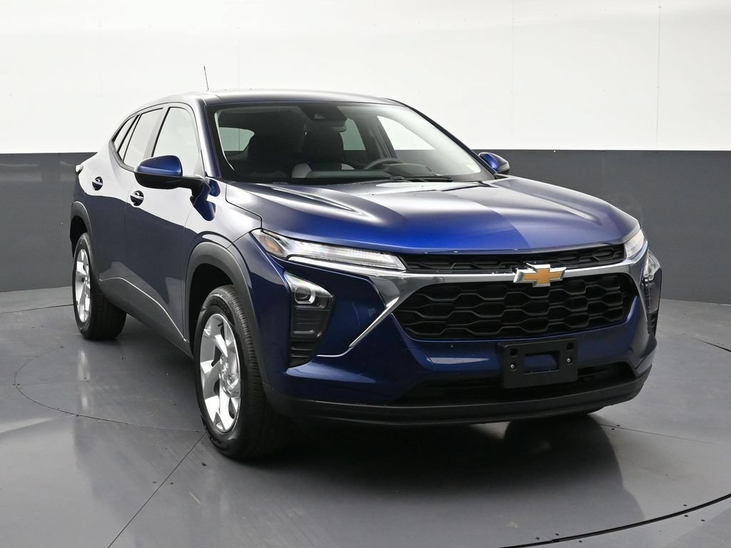 Certified 2024 Chevrolet Trax LS w/ LS Convenience Package FWD image 7