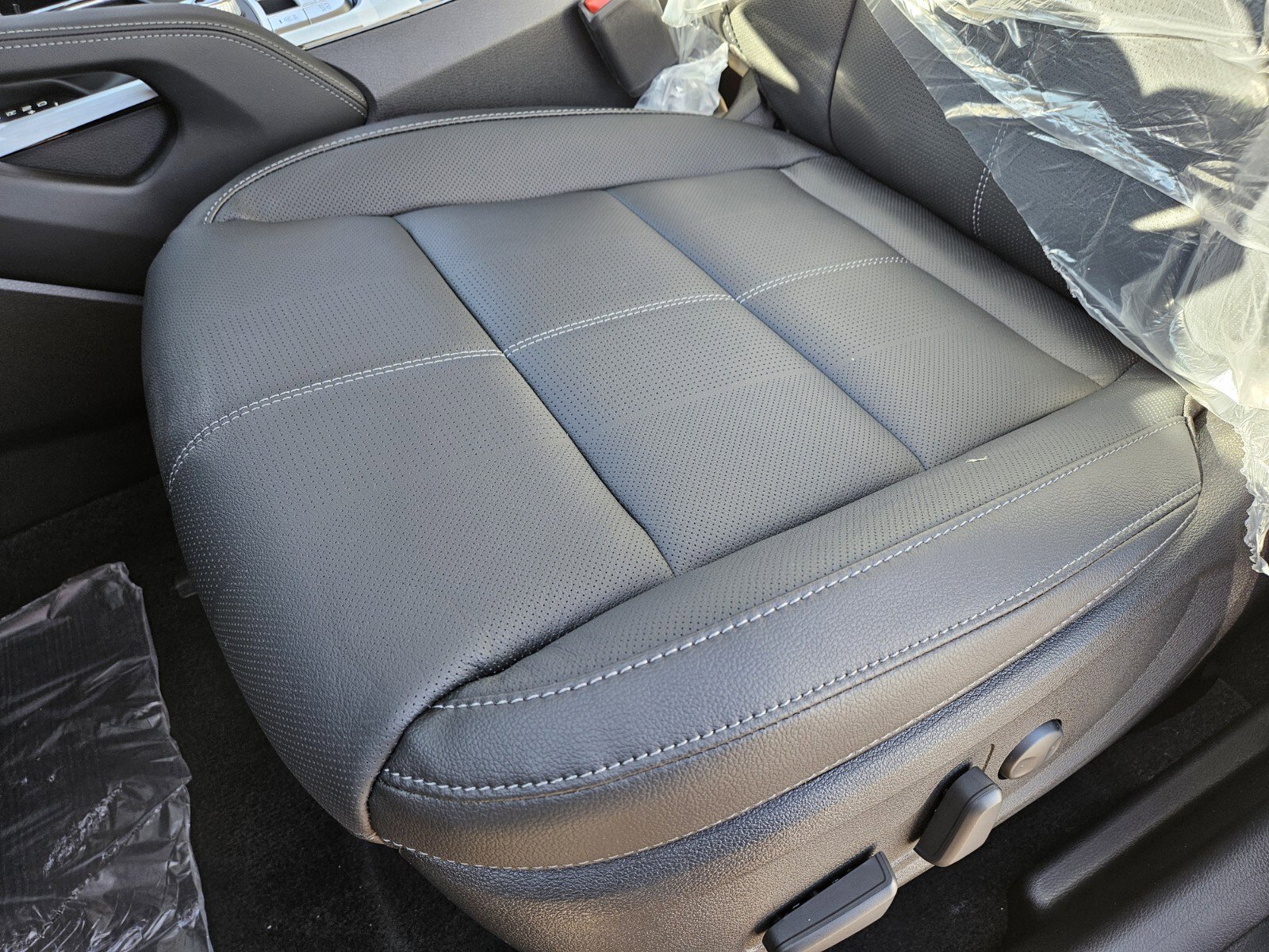 New 2025 Kia Telluride EX image 8